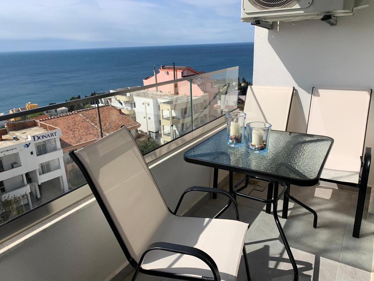 Art'S Apartment Mit Pool Ulcinj Pinjes Eksteriør bilde
