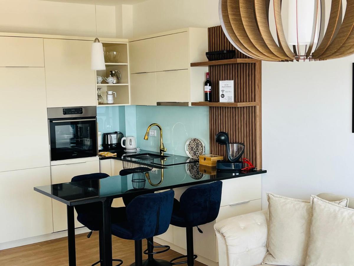 Art'S Apartment Mit Pool Ulcinj Pinjes Eksteriør bilde